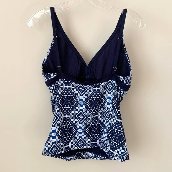 Tommy Bahama Indigo Cowrie Diamonds Over The Shoulder Shirred Tankini Top - Picture 4 of 9